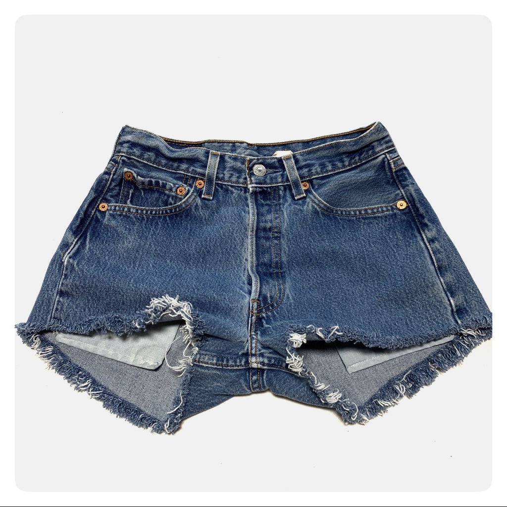 Levi's 501 Cutoffs Small Waist 27-28 Size 6 311re